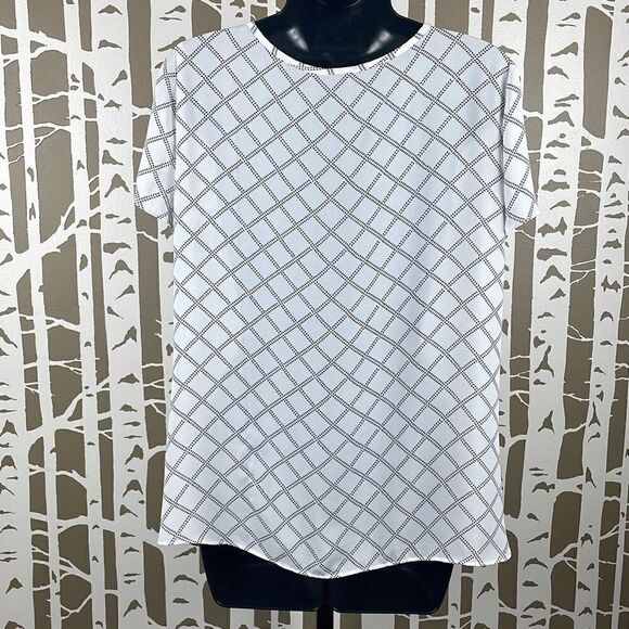 Worthington Short Sleeve Plaid Print Semi-Sheer Blouse L - Picture 3 of 9